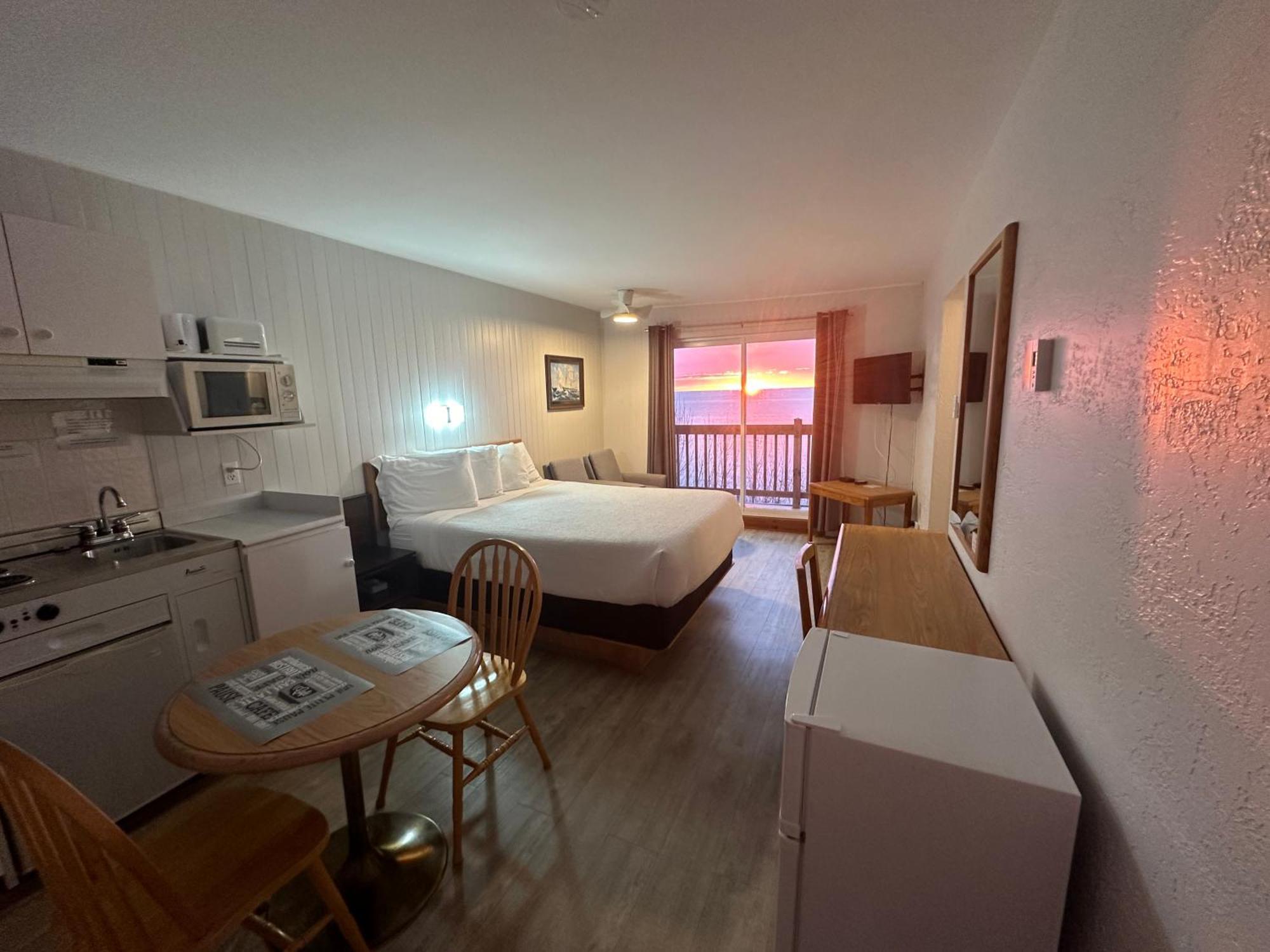 Motel Carleton Sur Mer Экстерьер фото