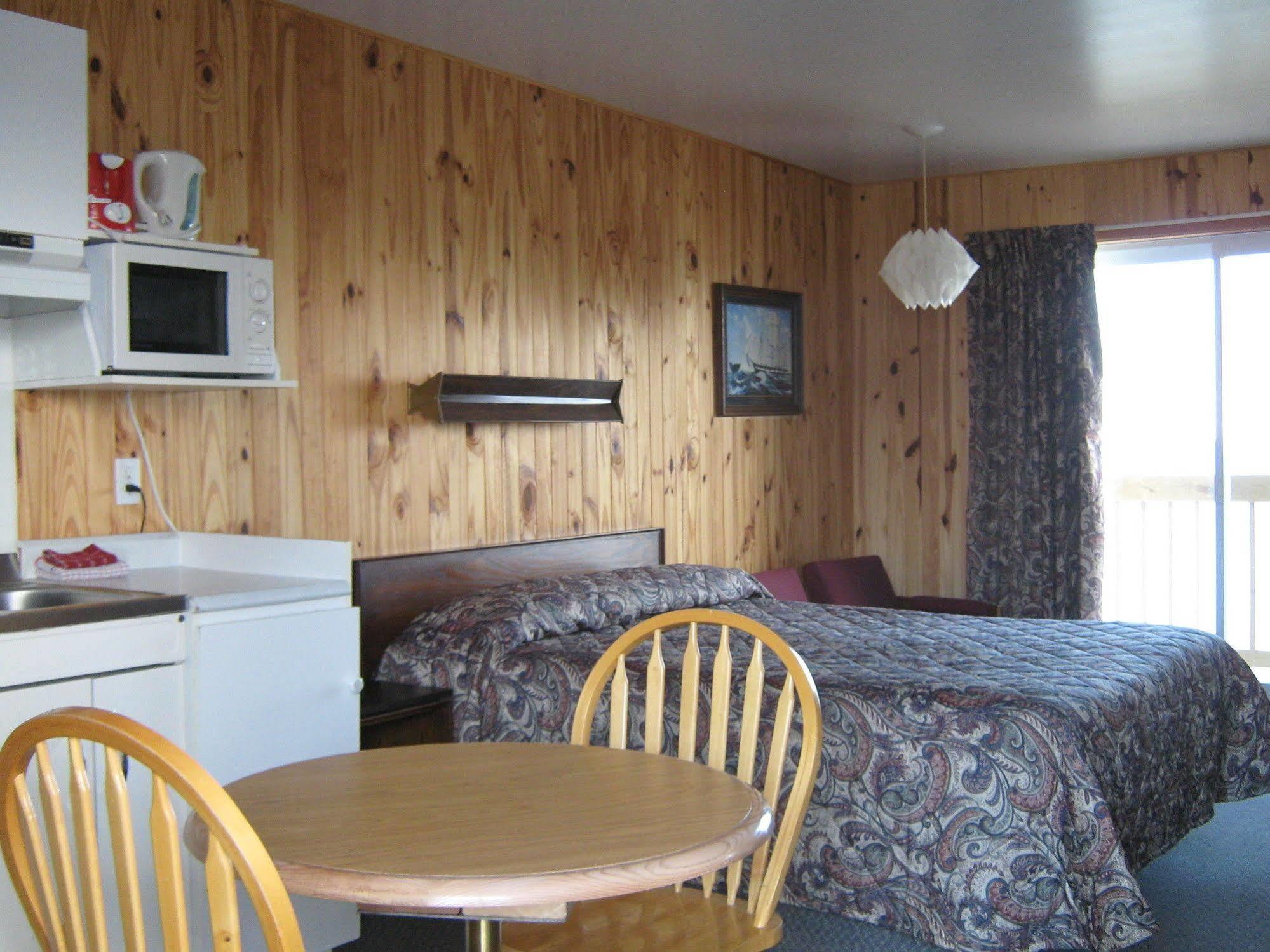 Motel Carleton Sur Mer Экстерьер фото